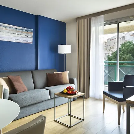 Citadines Prado Chanot 3* Марсель